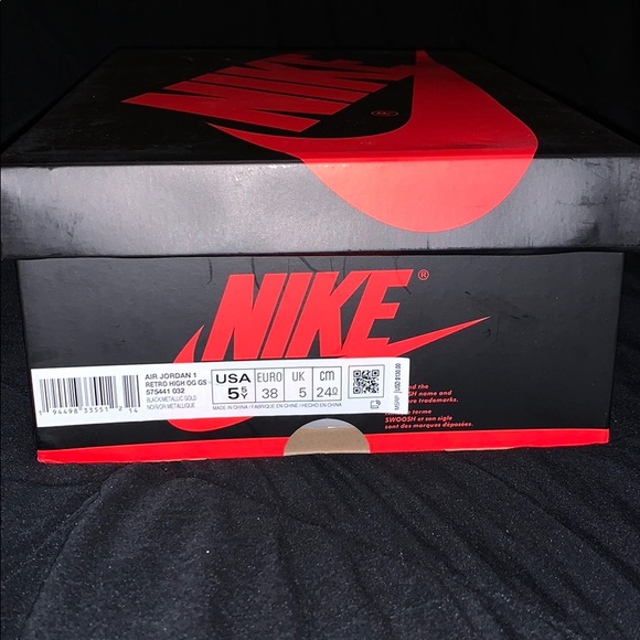 Jordan 1 High metallic Gold - Picture 2 of 8